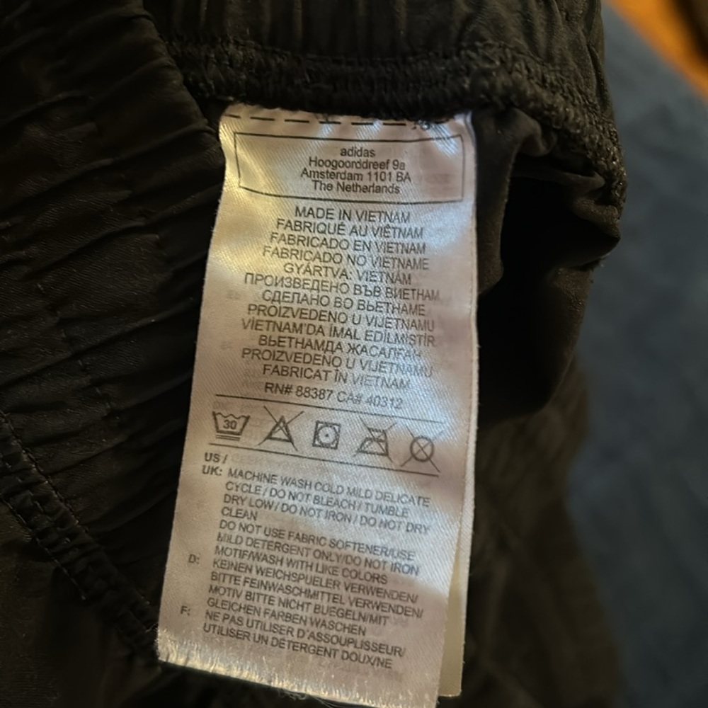 Adidas Aeroready - Picture 4 of 9